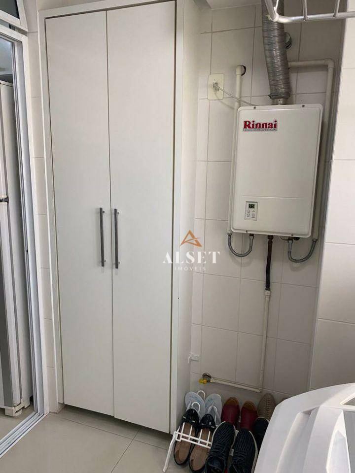 Apartamento à venda com 3 quartos, 121m² - Foto 16