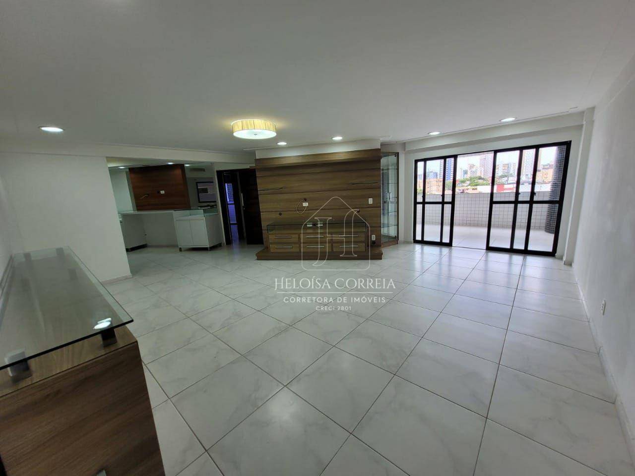 Apartamento à venda com 4 quartos, 210m² - Foto 7