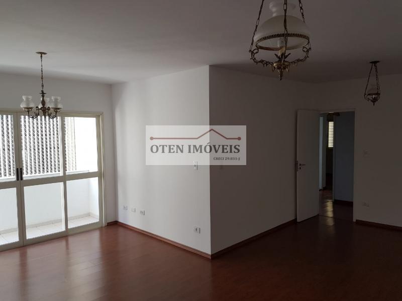 Apartamento à venda com 3 quartos, 110m² - Foto 1