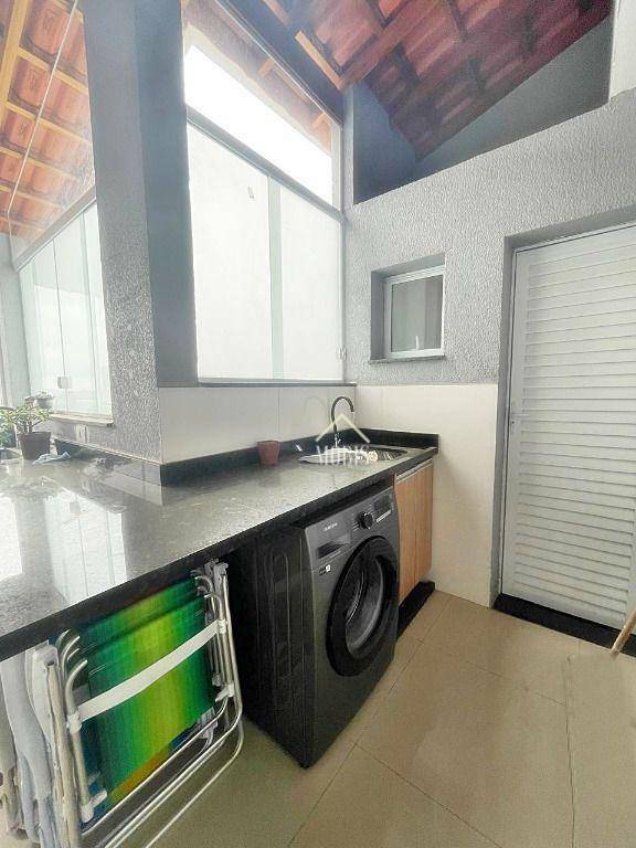 Cobertura à venda com 2 quartos, 90m² - Foto 4