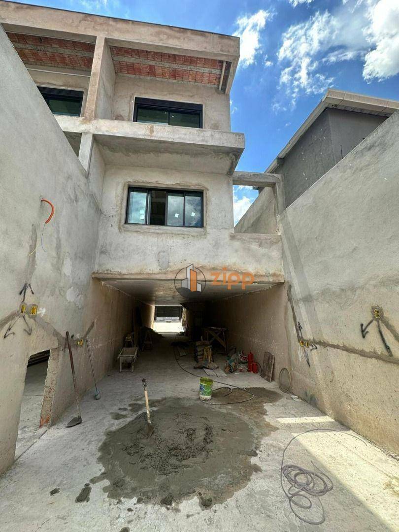 Sobrado à venda com 3 quartos, 256m² - Foto 4