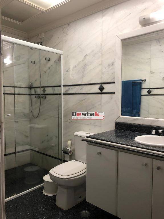 Apartamento à venda com 3 quartos, 130m² - Foto 21