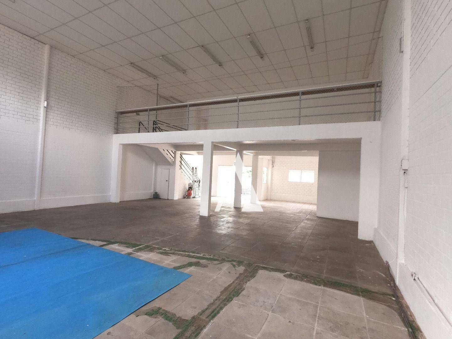 Depósito-Galpão-Armazém à venda, 320m² - Foto 15