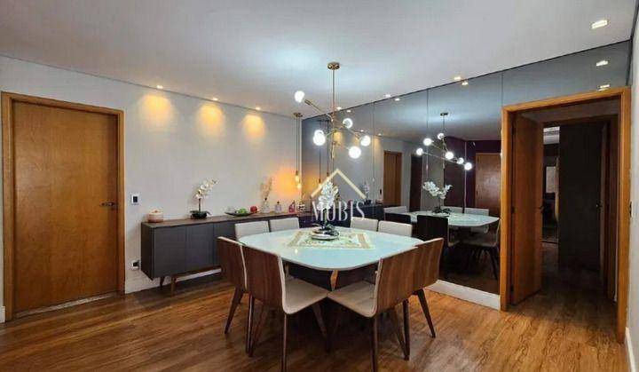 Apartamento à venda com 3 quartos, 144m² - Foto 2