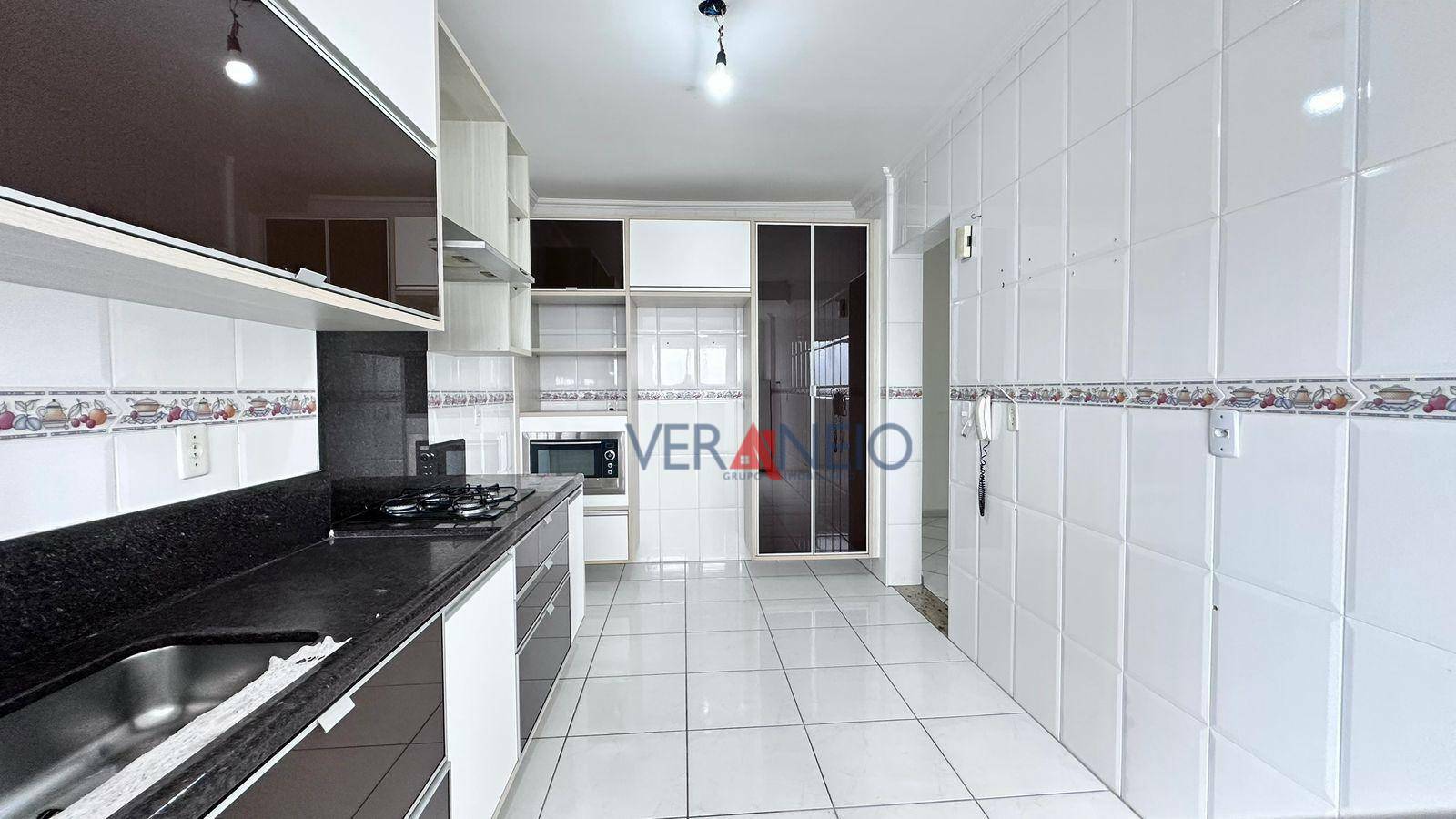 Apartamento para alugar com 3 quartos, 131m² - Foto 16