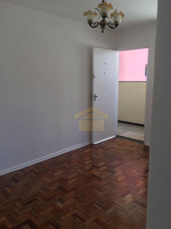 Apartamento à venda com 2 quartos, 46m² - Foto 2