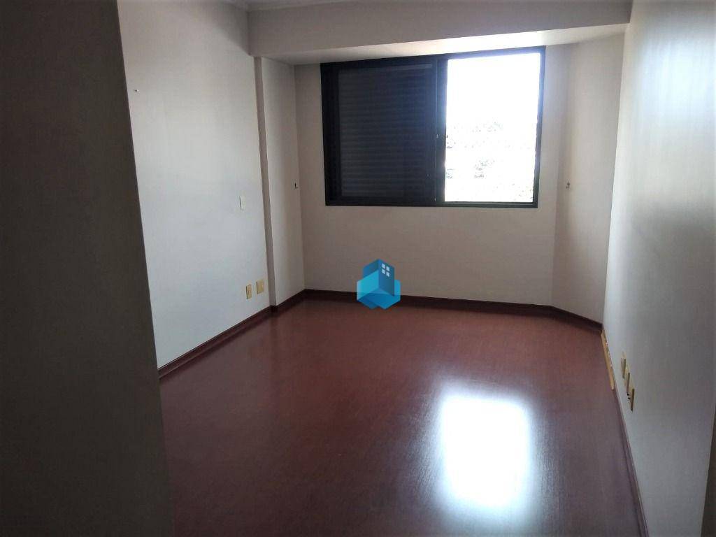 Apartamento à venda com 4 quartos, 245m² - Foto 20