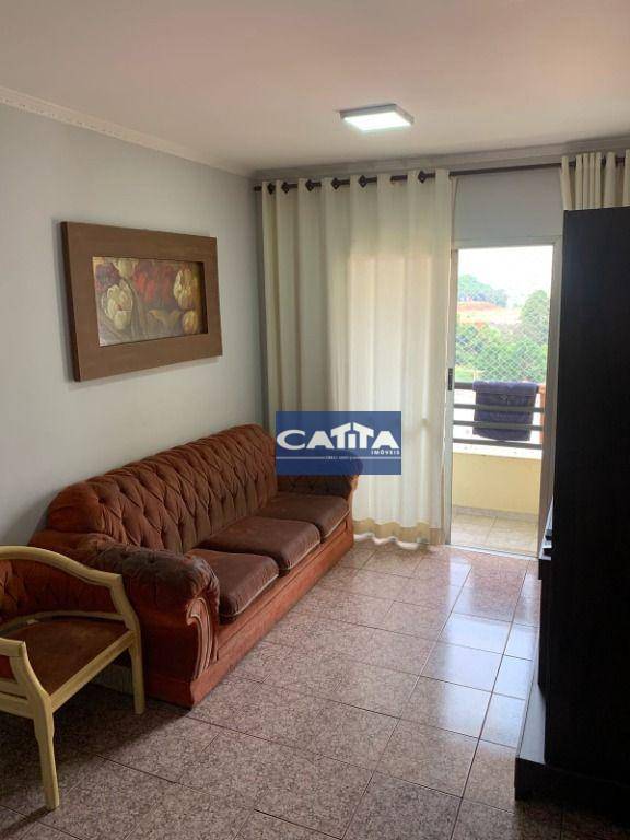 Apartamento à venda com 3 quartos, 64m² - Foto 2