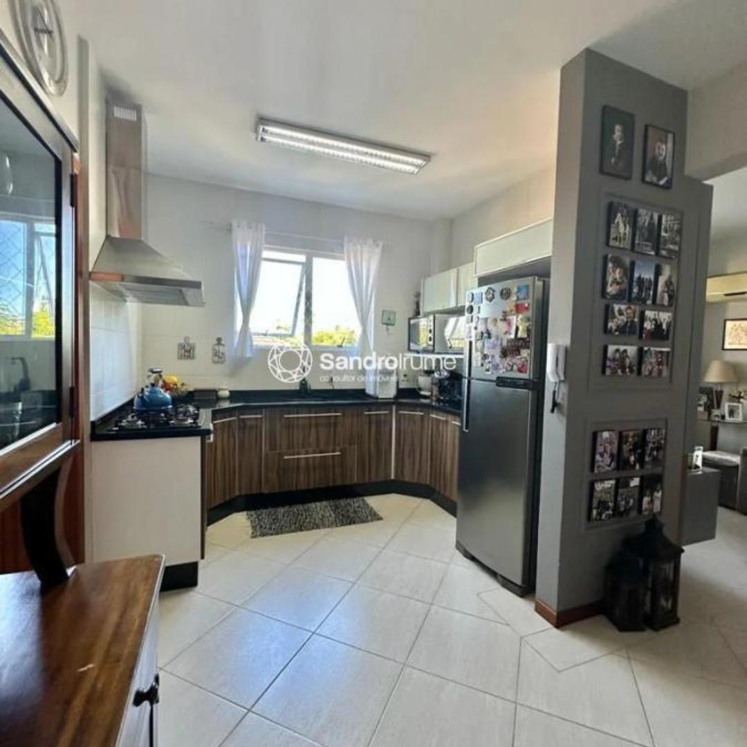 Apartamento à venda com 2 quartos, 89m² - Foto 1