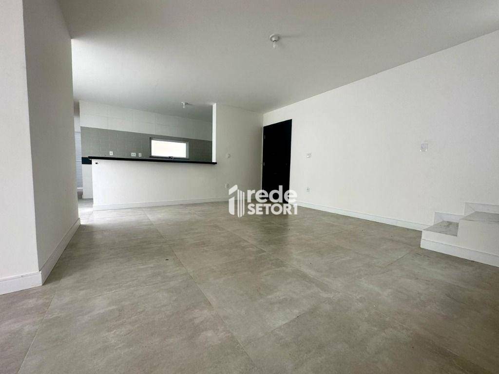 Casa de Condomínio à venda com 3 quartos, 170m² - Foto 3