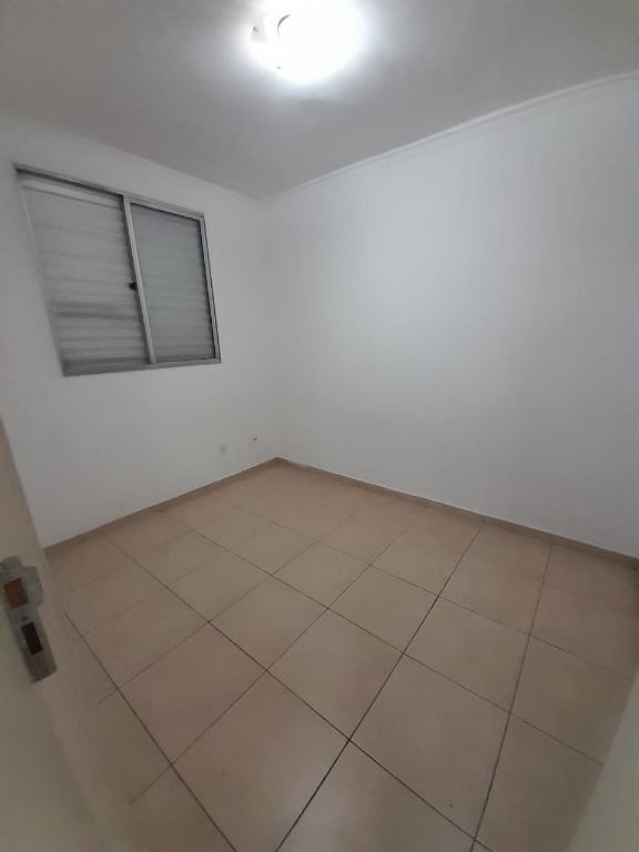 Apartamento à venda com 2 quartos, 42m² - Foto 6