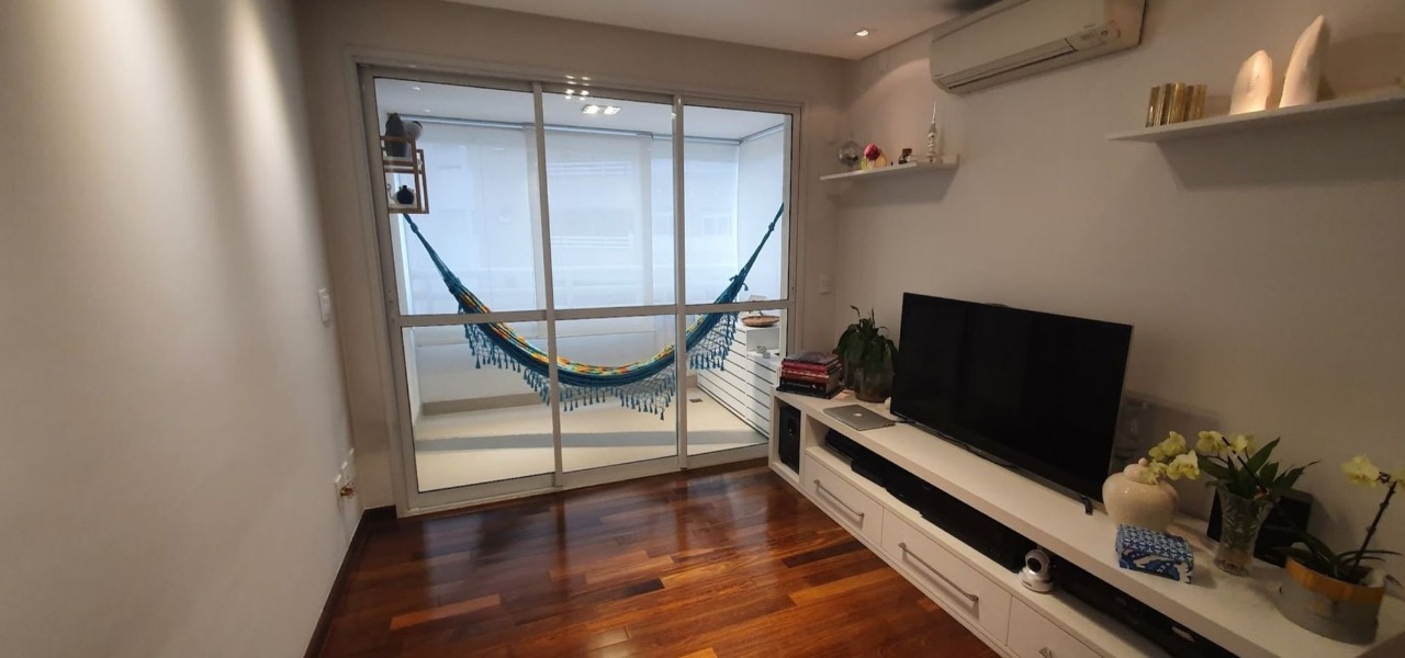 Apartamento à venda com 2 quartos, 65m² - Foto 1