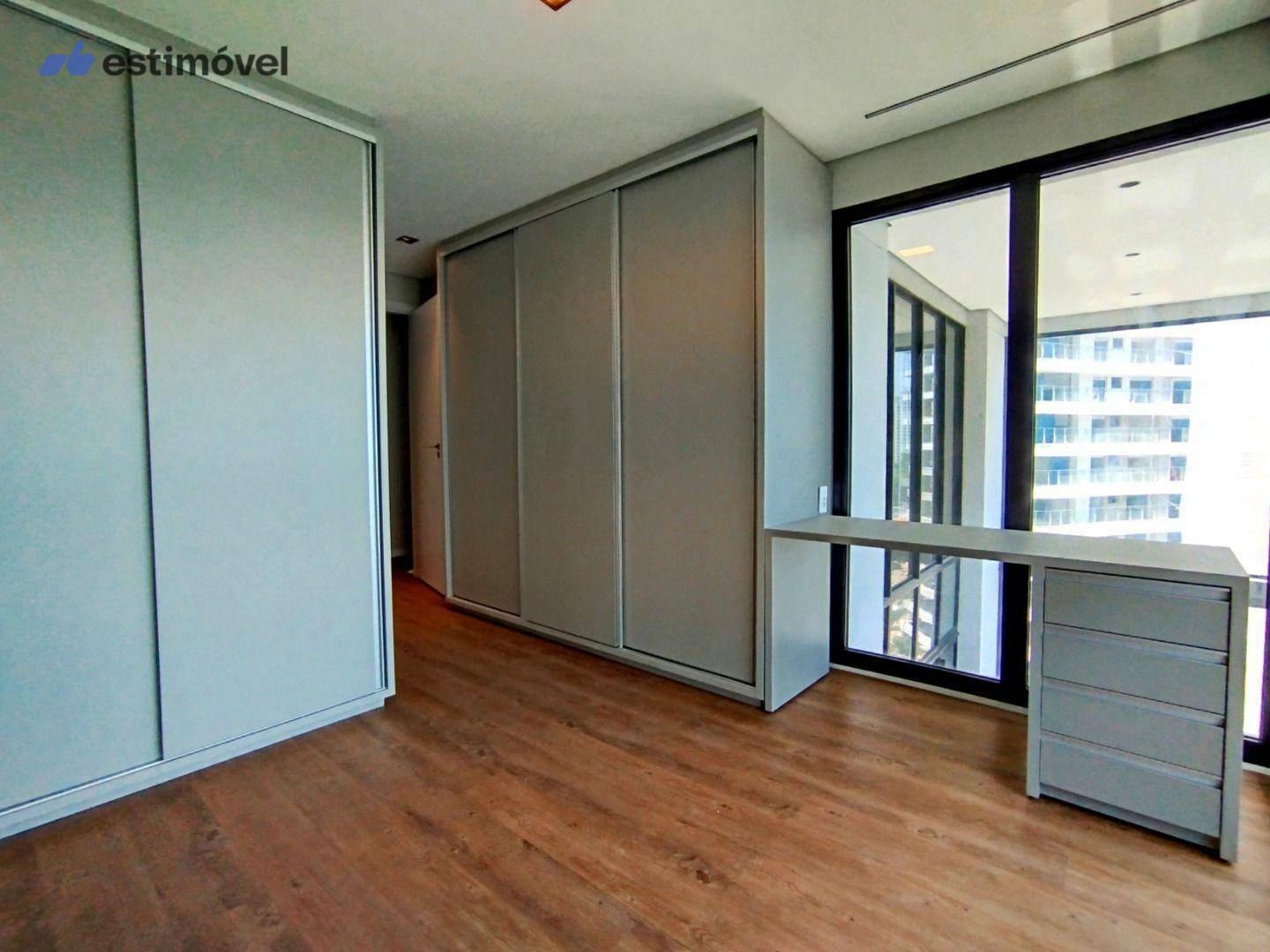 Apartamento para alugar com 2 quartos, 104m² - Foto 13