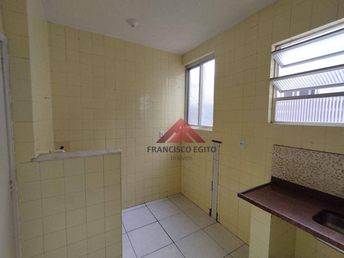 Apartamento para alugar com 2 quartos, 50m² - Foto 14