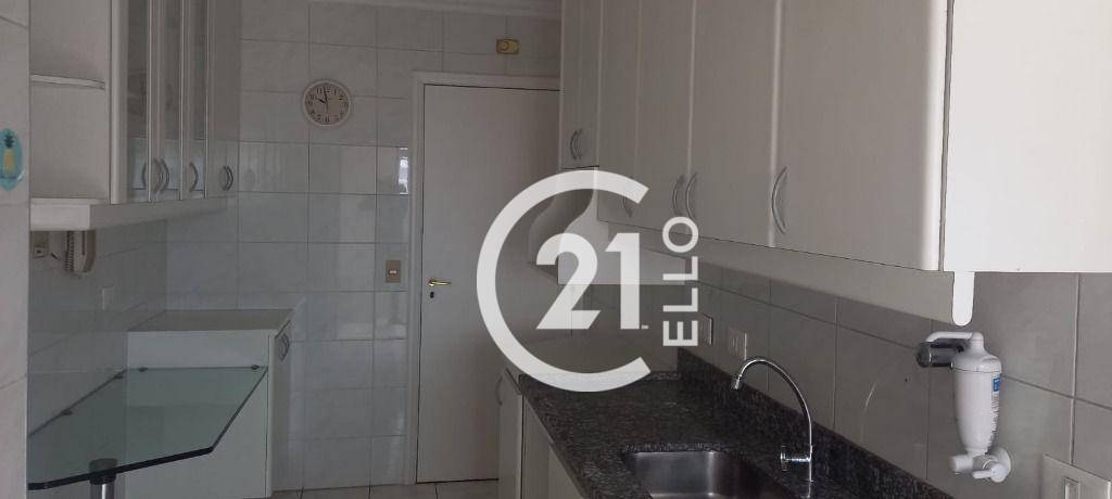 Apartamento para alugar com 3 quartos, 90m² - Foto 13