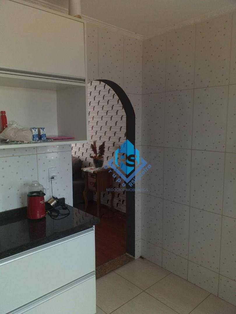 Apartamento à venda com 2 quartos, 64m² - Foto 9