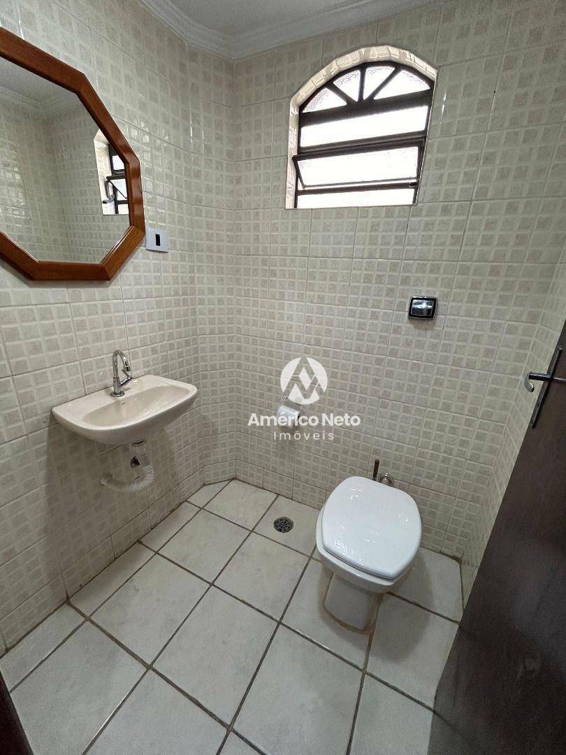 Sobrado à venda com 3 quartos, 174m² - Foto 4