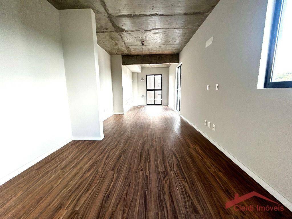 Apartamento à venda com 1 quarto, 38m² - Foto 8
