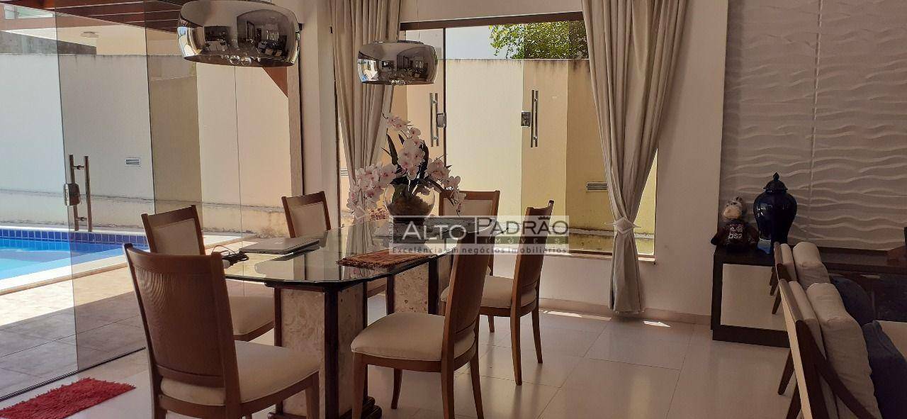 Casa de Condomínio à venda com 4 quartos, 480m² - Foto 1