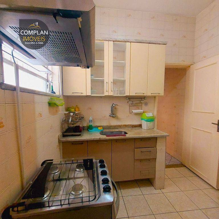 Casa de Condomínio à venda com 3 quartos, 204m² - Foto 10