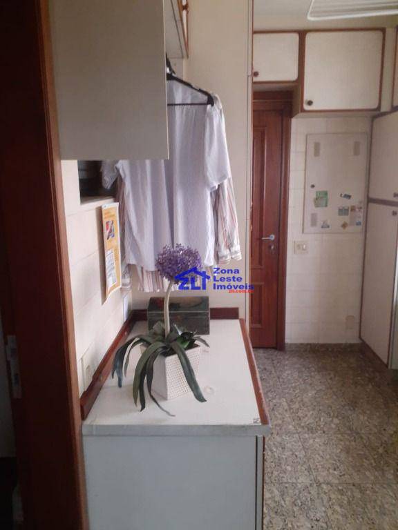 Apartamento à venda com 4 quartos, 210m² - Foto 21