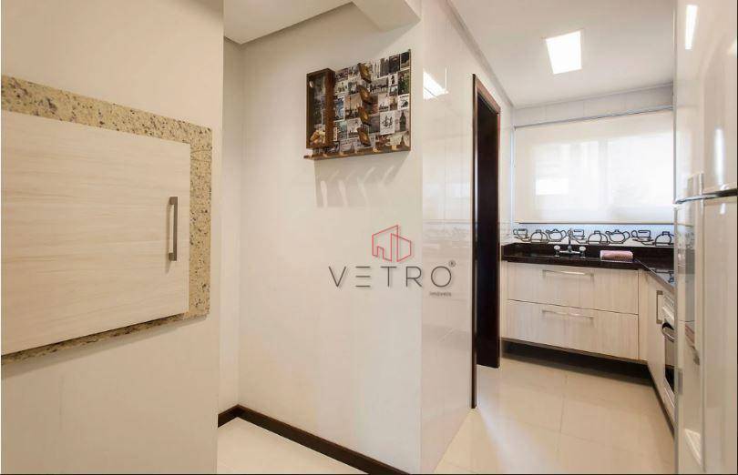 Apartamento à venda com 2 quartos, 82m² - Foto 11