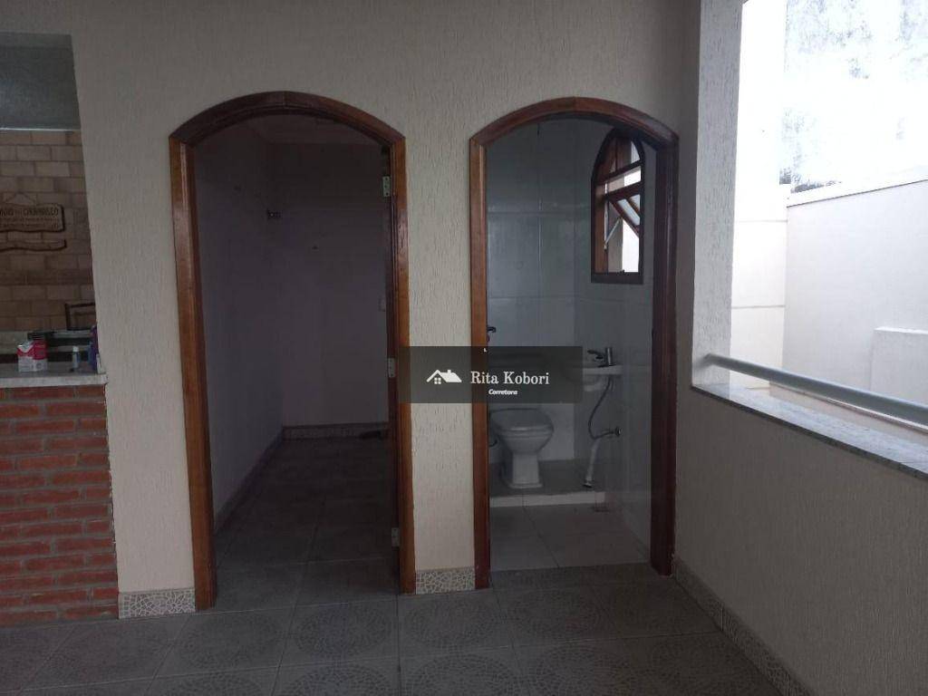 Casa à venda e aluguel com 3 quartos, 220m² - Foto 15