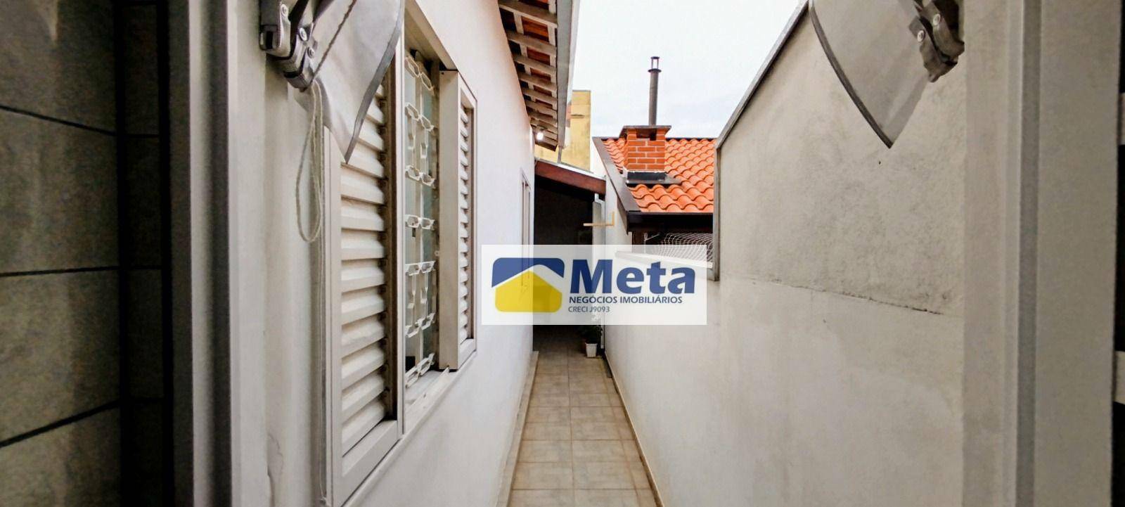 Casa à venda com 2 quartos, 100m² - Foto 12