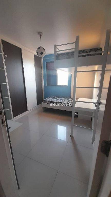 Apartamento à venda com 3 quartos, 93m² - Foto 3