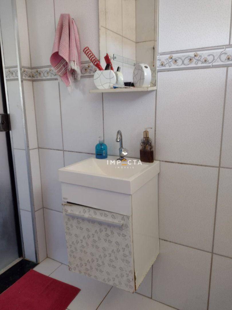 Chácara à venda com 2 quartos, 264m² - Foto 12