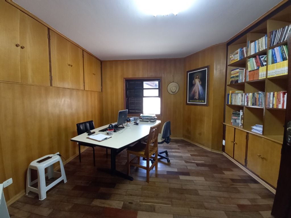 Casa de Condomínio à venda com 4 quartos, 490m² - Foto 10