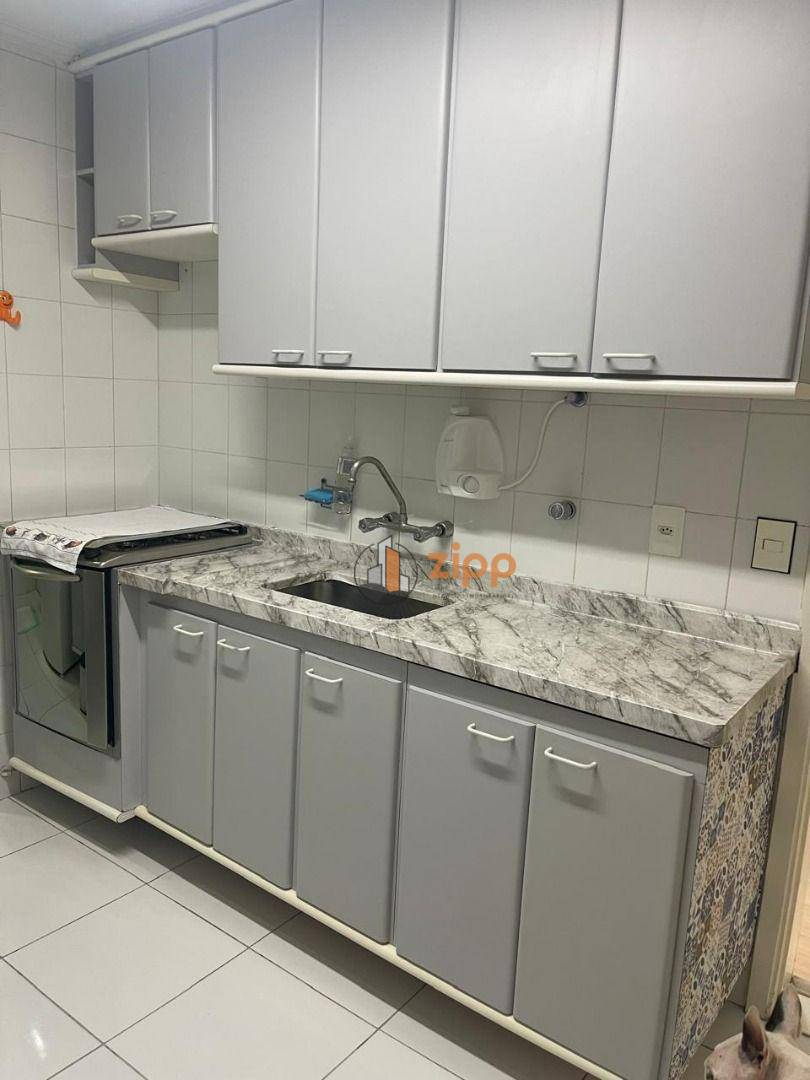 Apartamento à venda com 3 quartos, 76m² - Foto 12