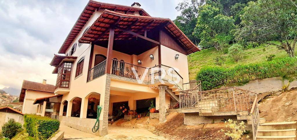 Casa à venda com 4 quartos, 260m² - Foto 4