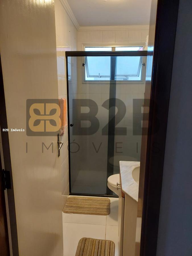 Apartamento à venda com 3 quartos, 68m² - Foto 12