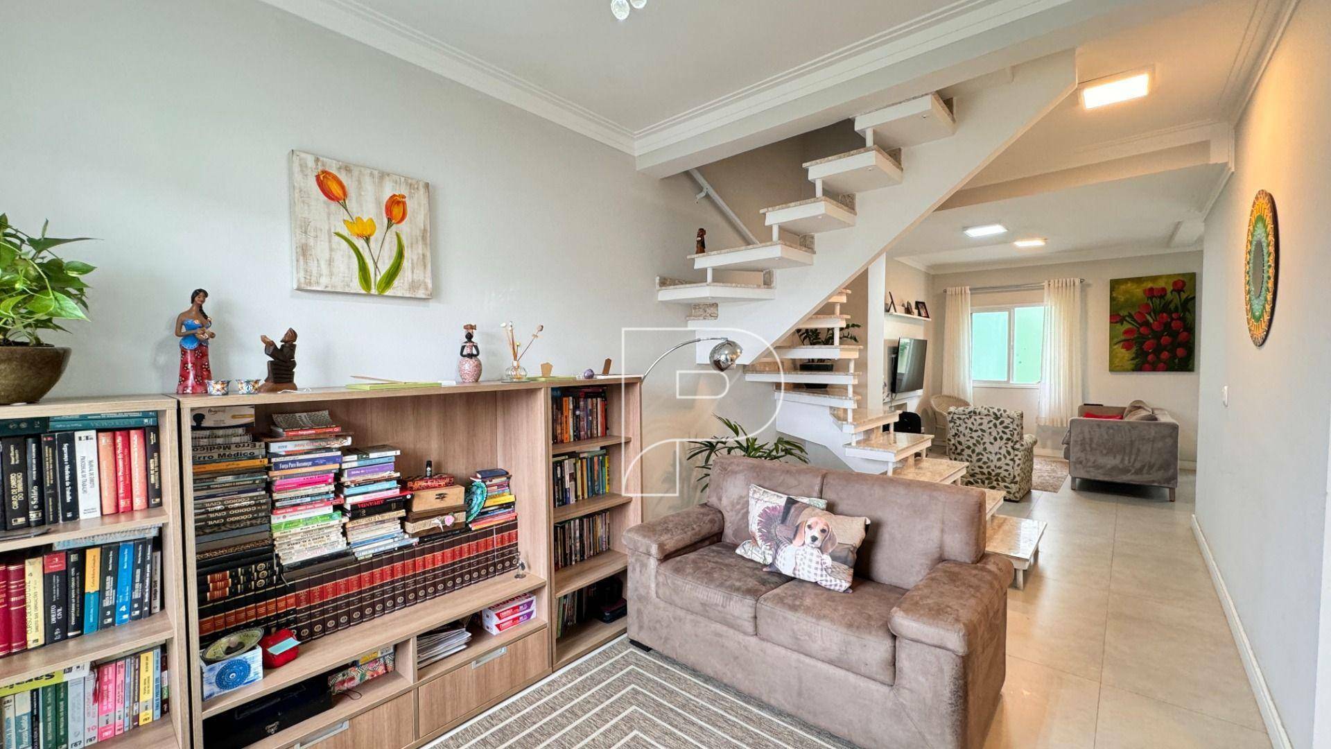 Casa de Condomínio para alugar com 3 quartos, 168m² - Foto 4