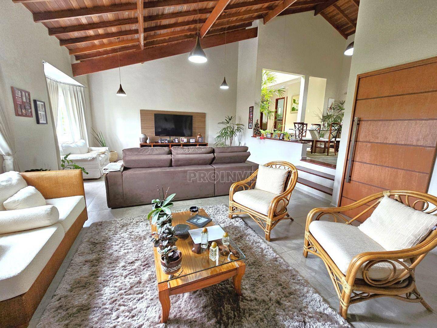 Casa de Condomínio à venda com 4 quartos, 272m² - Foto 3