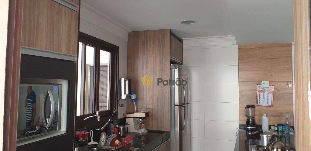 Sobrado à venda com 3 quartos, 212m² - Foto 11