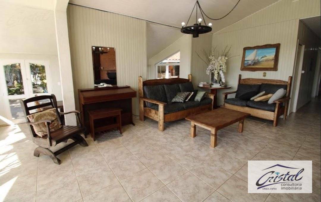 Casa de Condomínio à venda com 6 quartos, 302m² - Foto 2