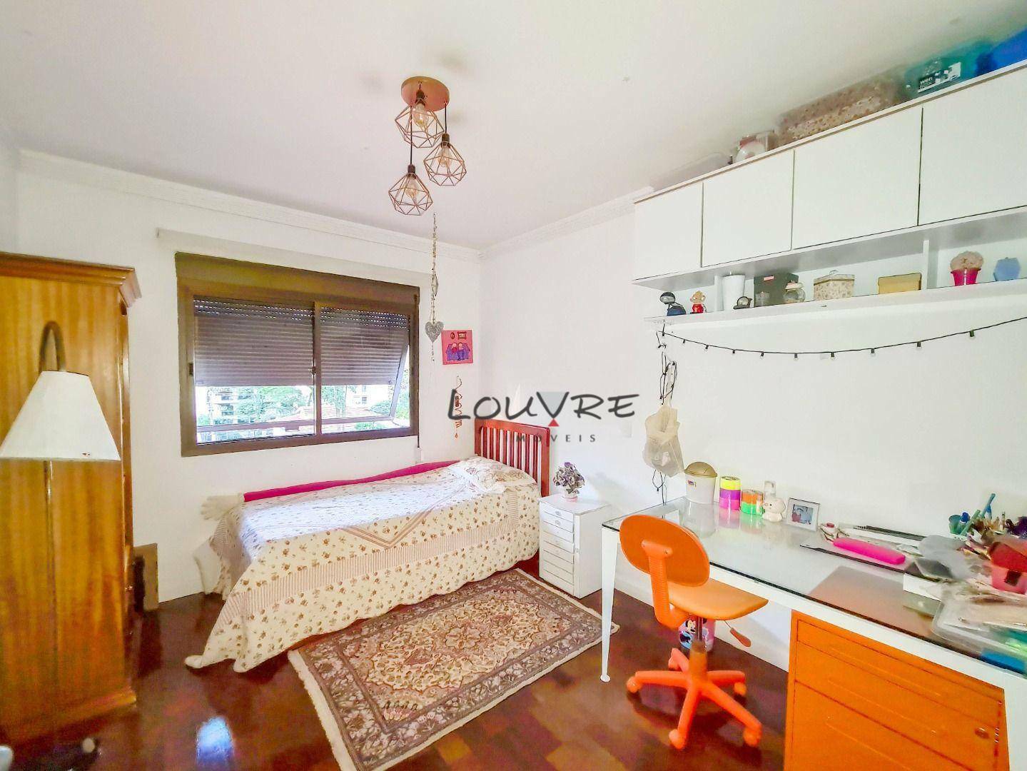 Apartamento à venda com 3 quartos, 200m² - Foto 19