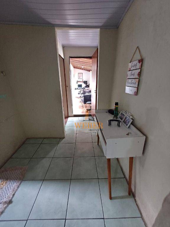 Casa à venda com 2 quartos, 190m² - Foto 16