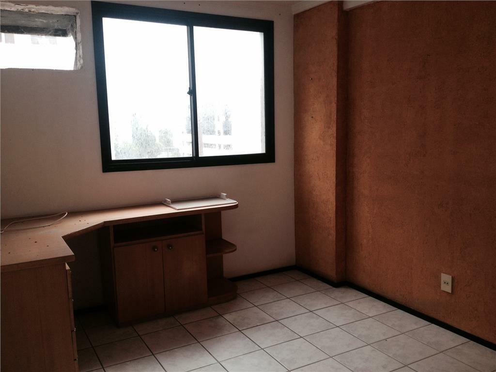 Apartamento à venda com 2 quartos, 62m² - Foto 18