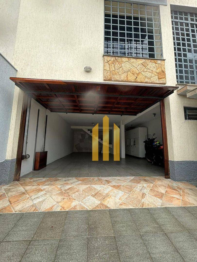 Sobrado à venda e aluguel com 3 quartos, 230m² - Foto 24