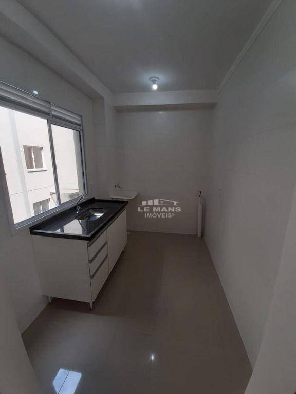 Apartamento à venda com 2 quartos, 45m² - Foto 6