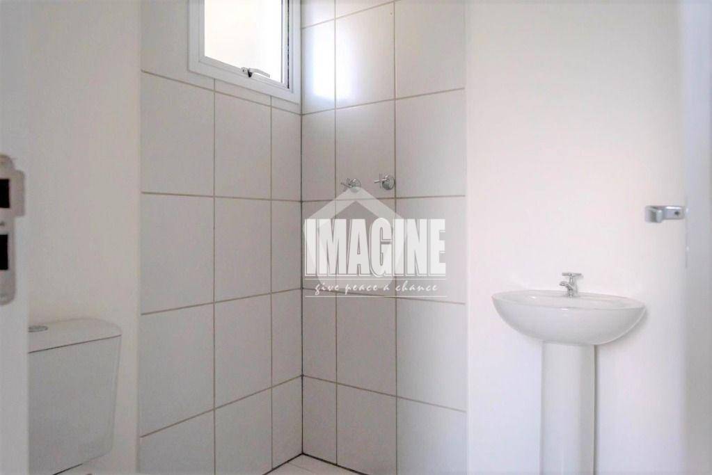 Apartamento à venda com 3 quartos, 60m² - Foto 19