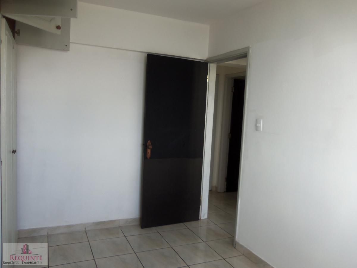 Apartamento à venda com 2 quartos, 46m² - Foto 12