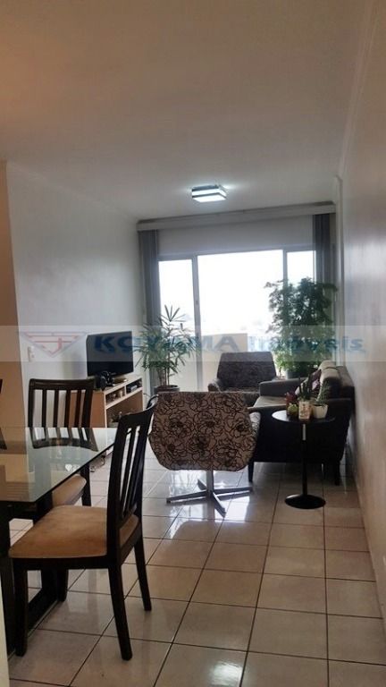 Apartamento à venda com 2 quartos, 63m² - Foto 1