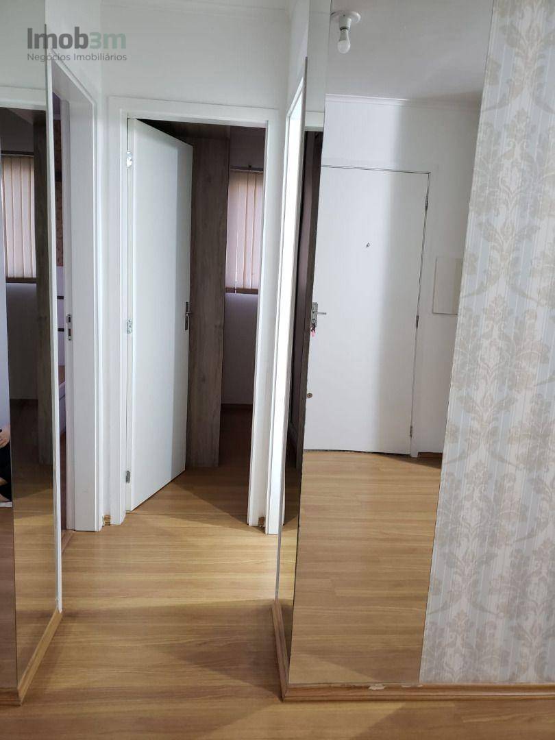 Apartamento à venda com 2 quartos, 45m² - Foto 2