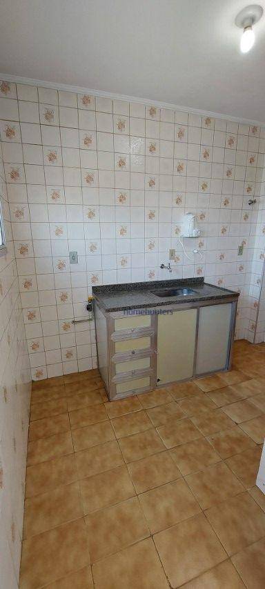 Apartamento para alugar com 2 quartos, 65m² - Foto 9