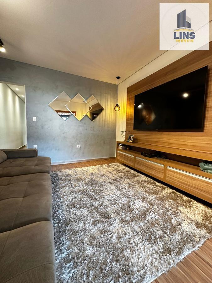 Casa à venda com 2 quartos, 100m² - Foto 3