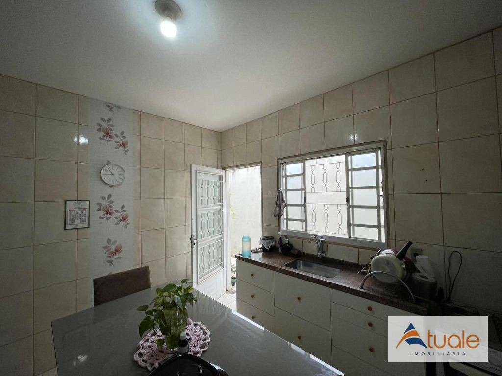 Casa à venda com 3 quartos, 110m² - Foto 2